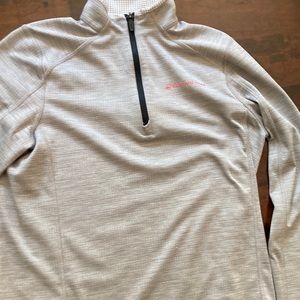 Vineyard Vines 3/4 zip performance top for boy size XL